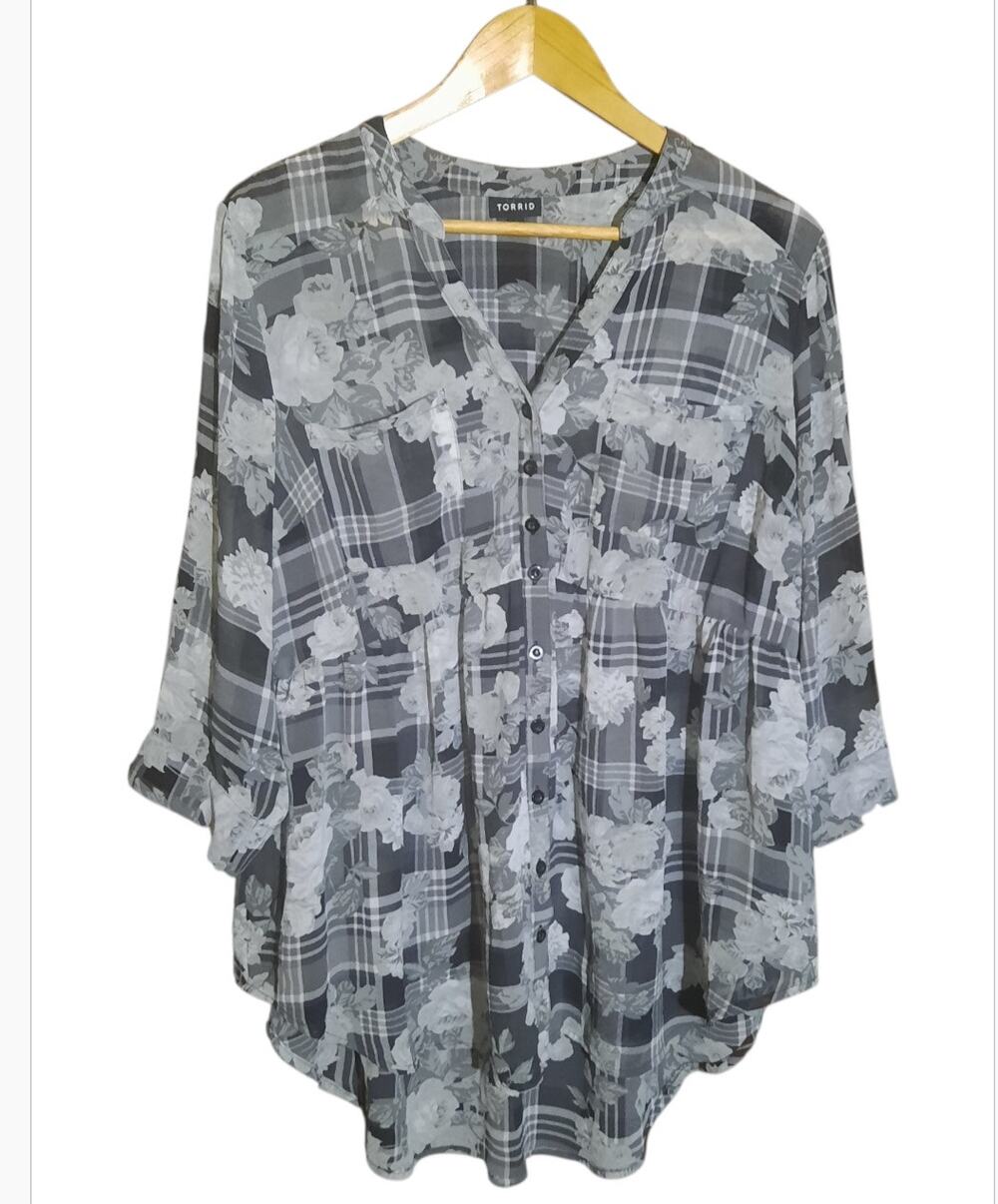 Torrid Womens Emma Babydoll Gray & White Floral Over Plaid Pattern Tunic Size 0